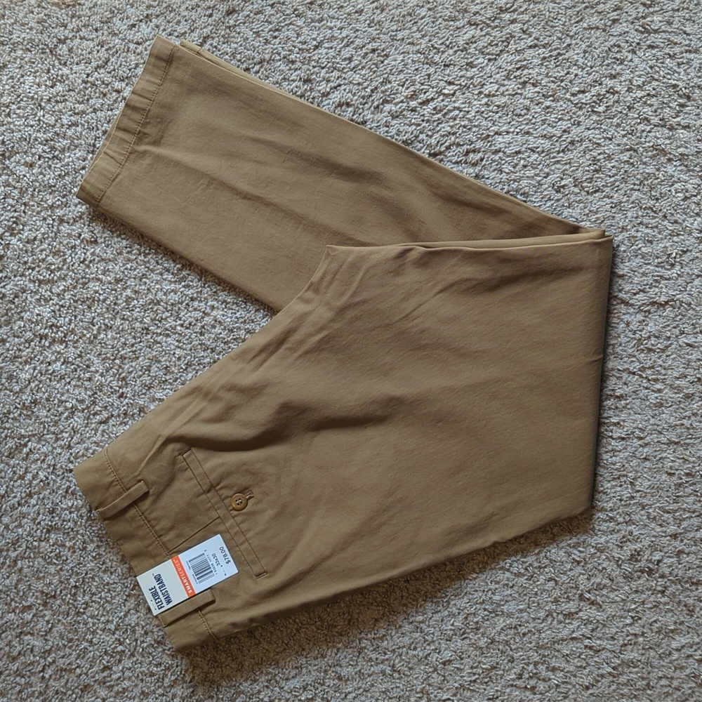 Dockers Slim Fit Alpha Khaki Chinos Smart Series 360 Flex